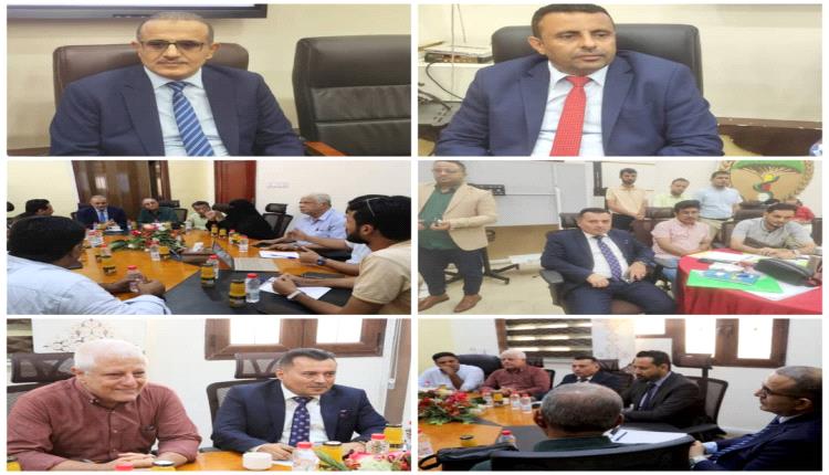 وزير الصحة يفتتح دورة مكثفة في ممارسات التصنيع الجيد بهيئة الأدوية ويترأس اجتماعًا فنيًا لتطوير الأداء المؤسسي