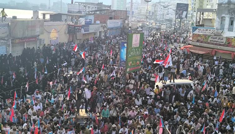 المكلا تصنع المرحلة السياسية.. تفويض متجدد ورسائل قوية في الذكرى التاسعة لإعلان عدن التاريخي
