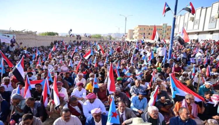 زلزال سيئون.. وادي حضرموت يجدد التفويض للرئيس الزُبيدي بمليونية غير مسبوقة