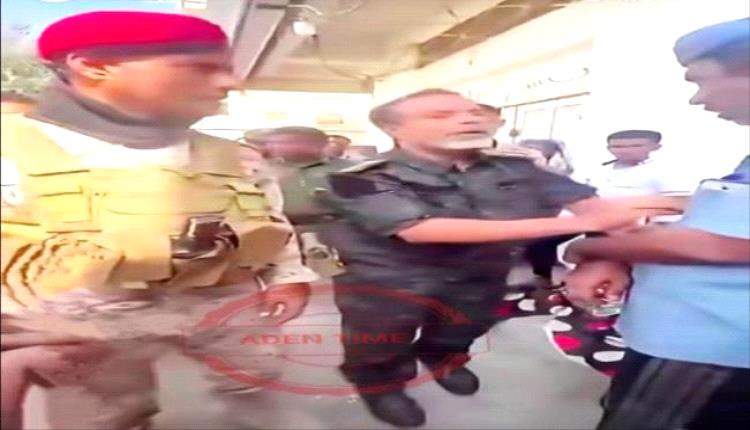 مدير أمن المكلا لعناصر بن حبريش المتقطعة : صبرنا عليكم سنتين وضيعتونا وسلمتم حضرموت للغريب