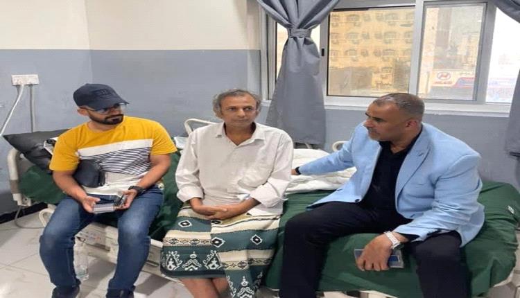 المحافظ عبدالرحمن شيخ يوجّه بالتكفّل بنفقات علاج الباحث نجمي عبدالمجيد