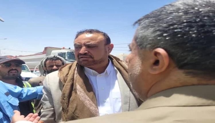 وثائق مسربة تفضح إمبراطورية فساد "عُباد والحو.ثي" في قطاع طرق وإنارة صنعاء