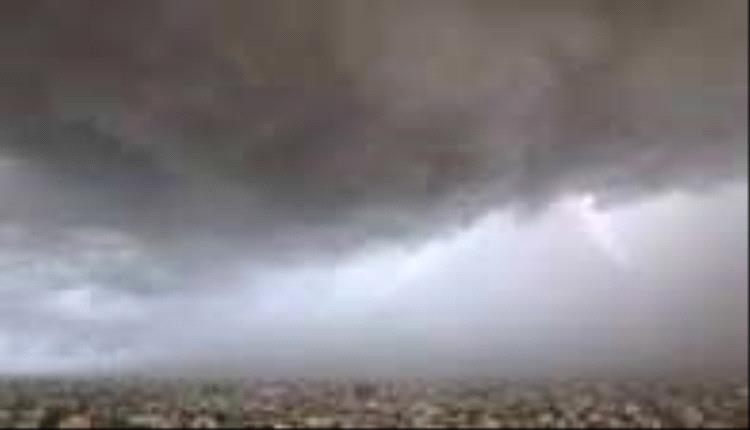 الأرصاد تتوقّع أجواءً شديدة الحرارة وأمطاراً متفرقة وتحذّر من اضطراب البحر