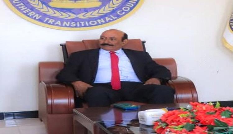 رئيس انتقالي شبوة : هل خطاب المدعو رشاد العليمي بمناسبة 22 مايو جاء بإيعاز وتوجيه سعودي مباشر؟
