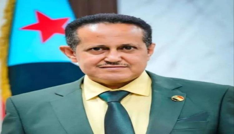 الأمين العام للانتقالي يعزي في وفاة المناضل العميد صالح مثنى عليب