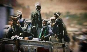 مليـ.ـشيا الحو.ثي تصفر رواتب الموظفين وتحولها لجيوب المشرفين