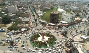  الاستيلاء على مستحقات الموظفين وتحويل الإيرادات لحسابات خاصة