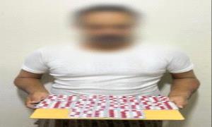 إدارة مكافحة المخـ,ـدرات بعدن تلقي القبض على مروج مخـ,ـدرات وبحوزته عشرة اشرطة نوع بريجـ,ـبالين المـ,ـجرمة حديثاً بالقانون 