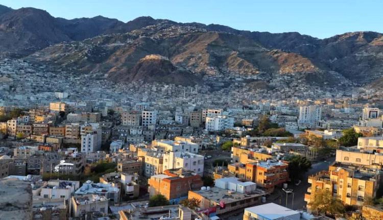 تعز معزولة اتصالاتيًا.. الحو.ثيون يضغطون والحكومة تكتفي بإعلان الجاهزية