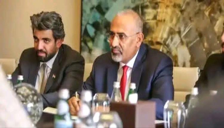 إياد غانم: تحركات الزُبيدي وعمرو البيض وضعت الجنوب على طاولة القرار الدولي