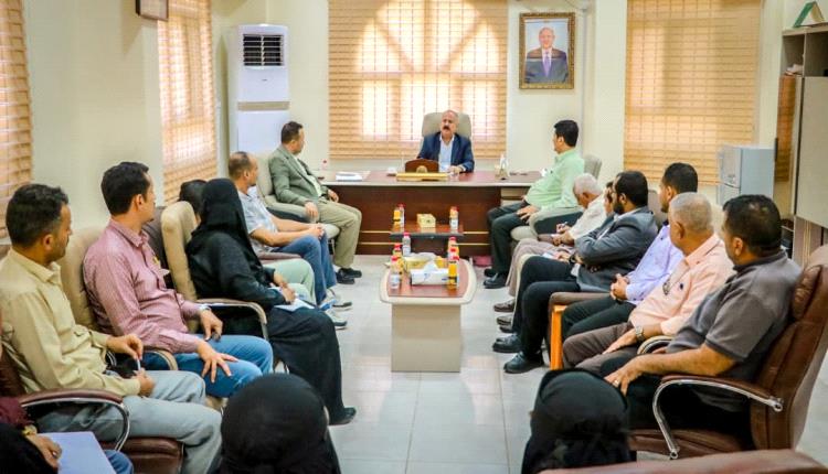 وزير النقل يؤكد اهمية تفعيل دور هيئة الشؤون البحرية وتعزيز كفاءة الاداء لمواجهة التحديات الراهنة