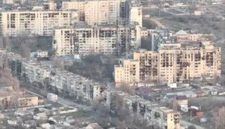كييف وموسكو تعلنان بدء عمليات الإجلاء الإنسانية من مدينة أوليشكي الأوكرانية