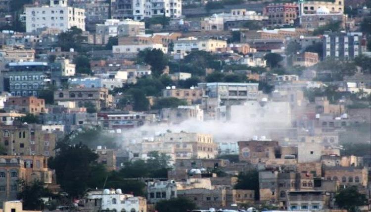 10 مصابين بقصف حو.ثي على قرى جنوب شرقي تعز