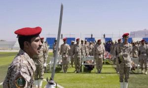 صحيفة «وول ستريت جورنال» الأمريكية: ​«اختراقات استخباراتية تفكك لغز مـ.ـجزرة معسكر العلم بشبوة»