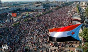 عدن تهتز بالحشود في مليونية 14 أكتوبر لترسم مشهدًا مهيبًا 
