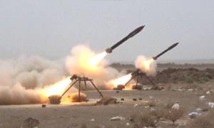 سكان محليون: مليـ.ـشيا الحو.ثي تطلق 3 صـ.ـواريخ باليستية من محافظة المحويت