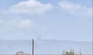 طيران حربي يستهدف مواقع للحـ,ـوثيين في جبل ثرة بأبين
