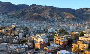 تعز معزولة اتصالاتيًا.. الحو.ثيون يضغطون والحكومة تكتفي بإعلان الجاهزية