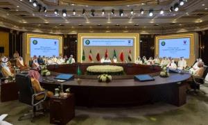 تصعيد طهران يحرج موسكو.. دول الخليج تطالب بدور روسي فاعل