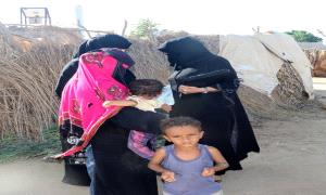 مدير مكتب وزارة حقوق الإنسان بأبين تتفقد مخيمات النازحين في زنجبار وخنفر وتدعو إلى تعزيز الاستجابة الإنسانية
