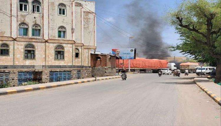 احتجاجات شعبية في الضالع رفضاً للزج بأبناء المحافظة في معارك عبثية
