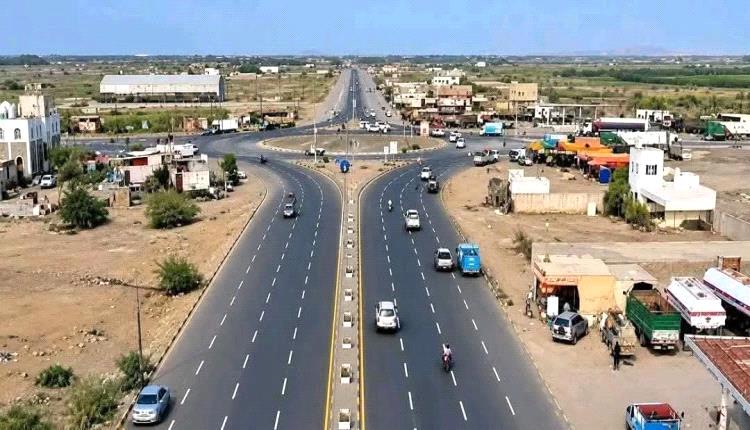 مستشار طارق صالح يتحدث عن الانهيارات في الساحل الغربي ويقول:هؤلاء من يتحمل المسؤولية الكاملة
