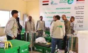 لحج.. توزيع مشاريع التمكين الاقتصادي لتربية النحل وإنتاج العسل ضمن مشروع «أغنوهم عن السؤال»

