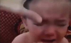 فيديو صادم.. إصابات طفل في إب تثير غضبًا واسعًا
