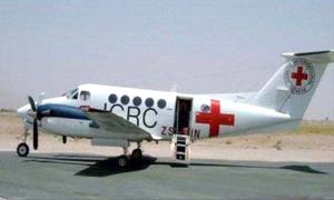 طائرة الصليب الأحمر تغادر صنعاء بجرحى حو.ثيين صوب وجهة مجهولة