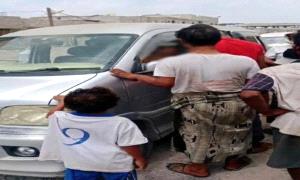 العثور على سائق باص متوفياً داخل مركبته في عدن
